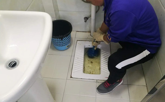 拉孜疏通蹲坑